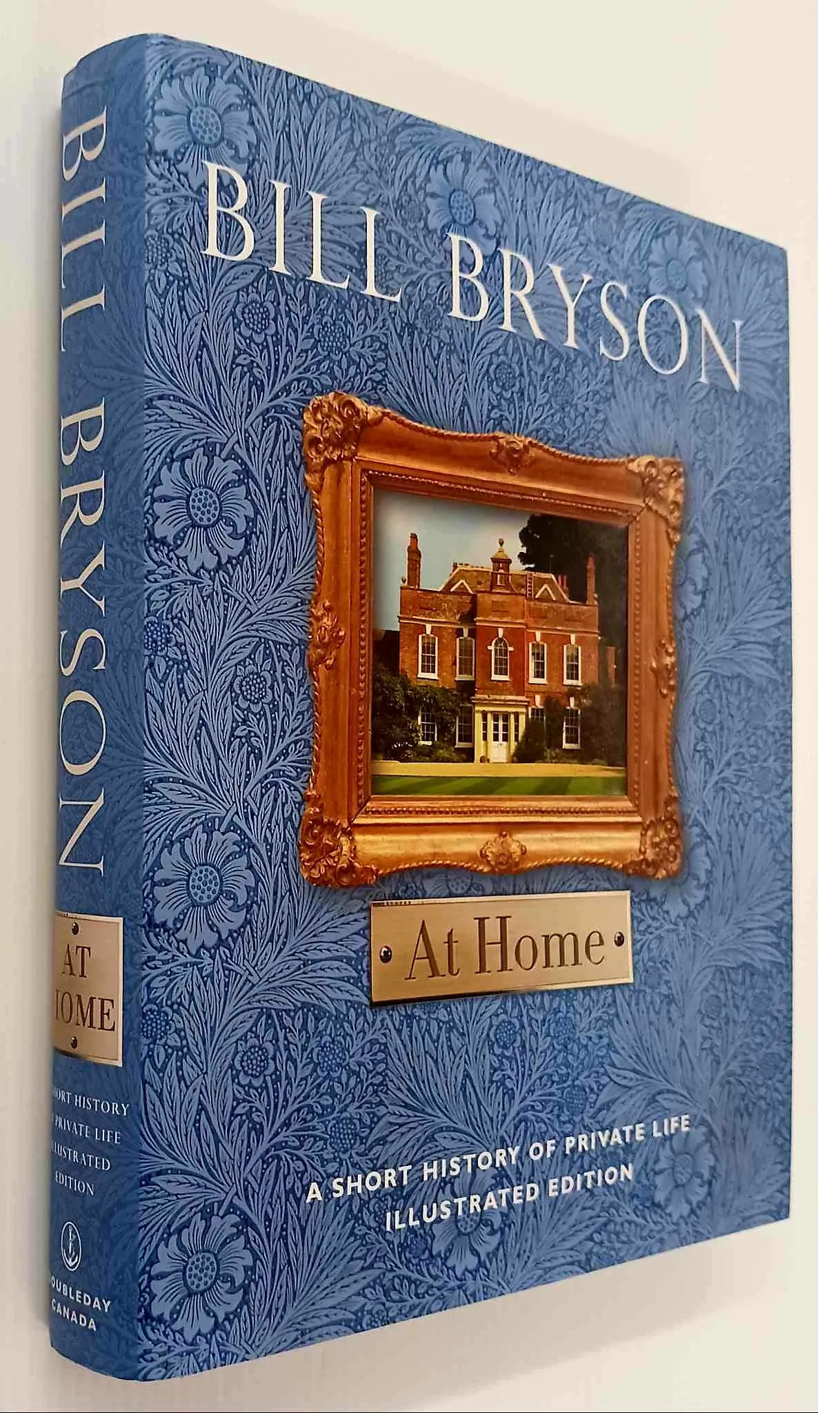 AT HOME - Bill Bryson