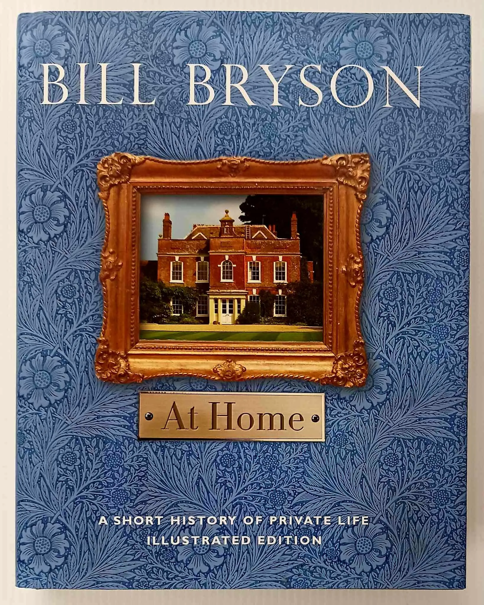 AT HOME - Bill Bryson