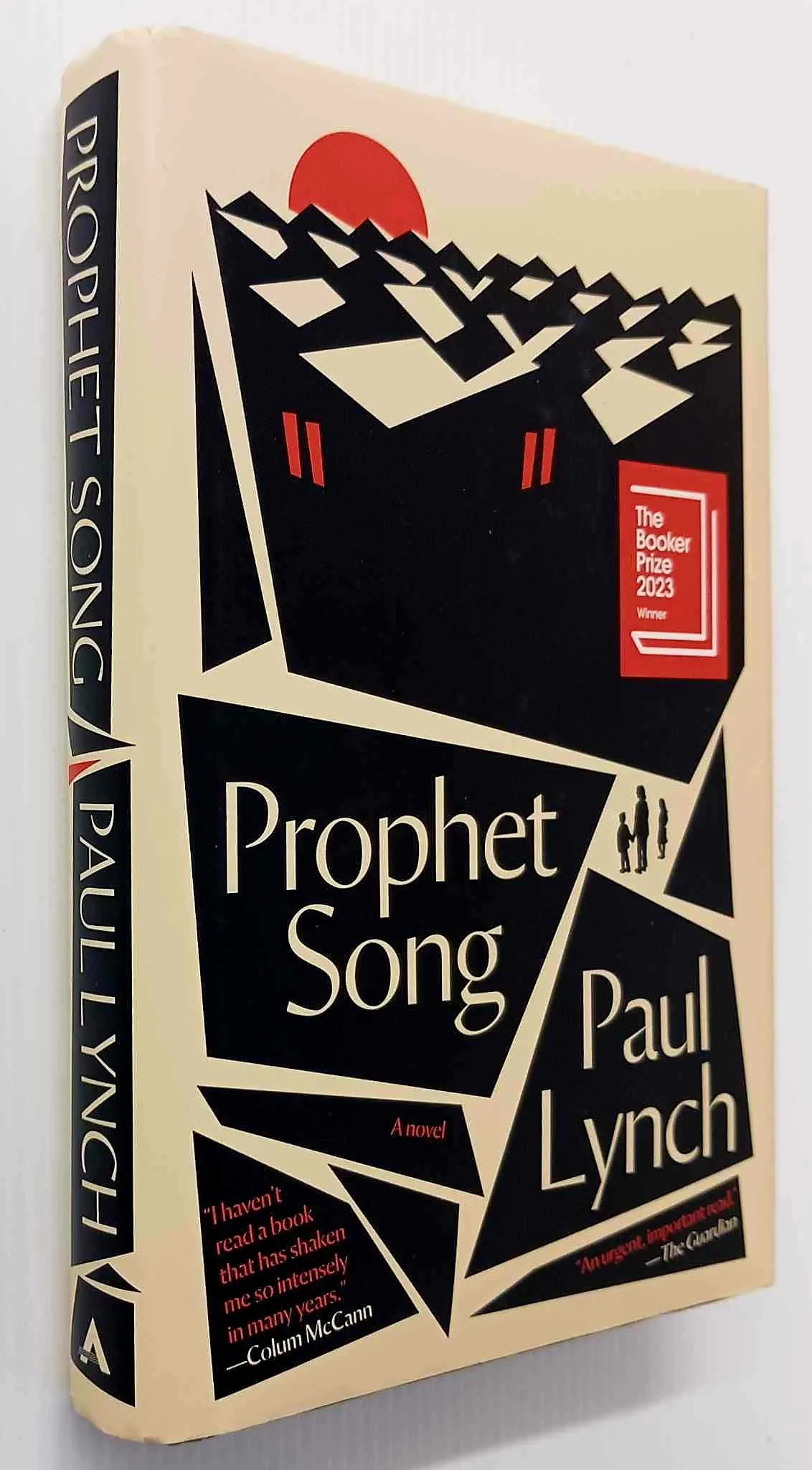 PROPHET SONG - Paul Lynch