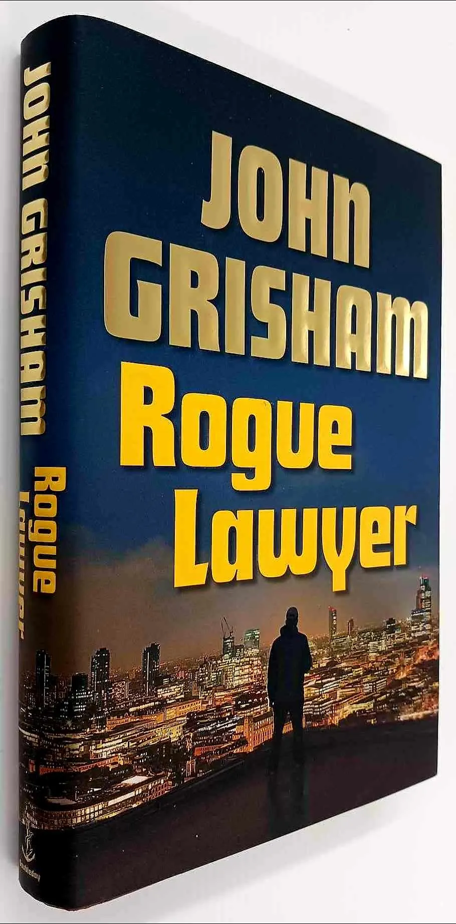 ROGUE LAWYER - John Grisham