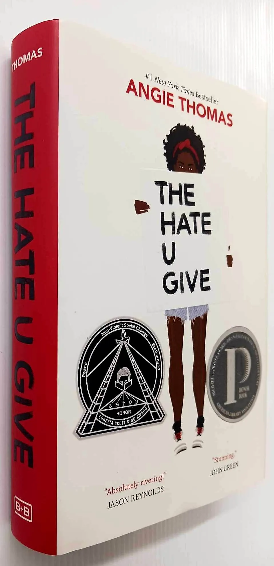 THE HATE U GIVE - Angie Thomas